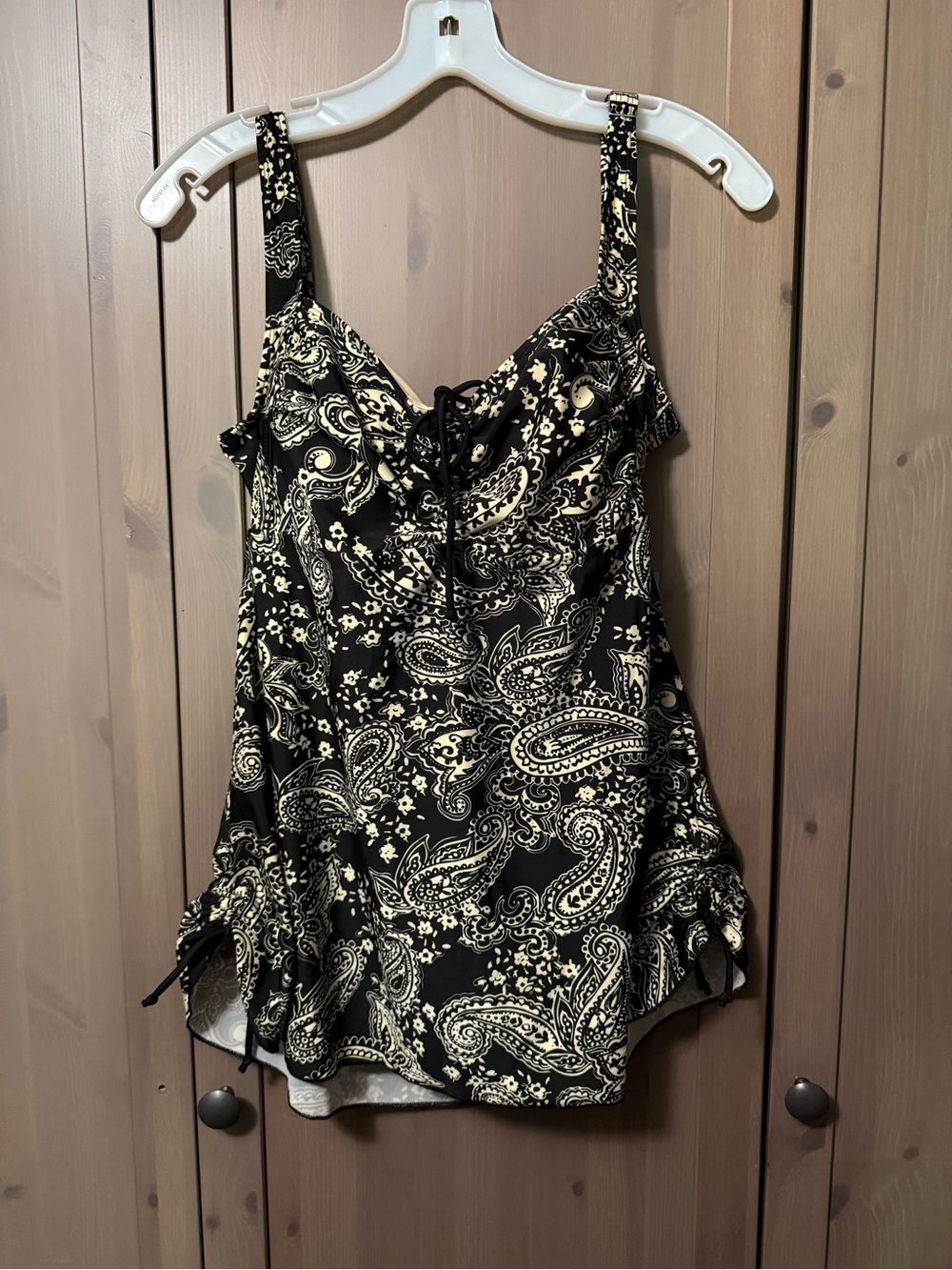 Black & Cream Plus Size Paisley 2-piece Swim Suit